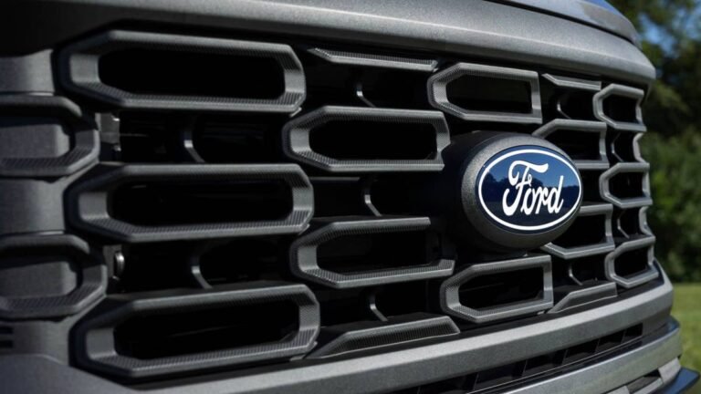 Ford Recalls Over 102,000 F-Series Pickup Trucks for Dodgy Instrument Cluster Gauges