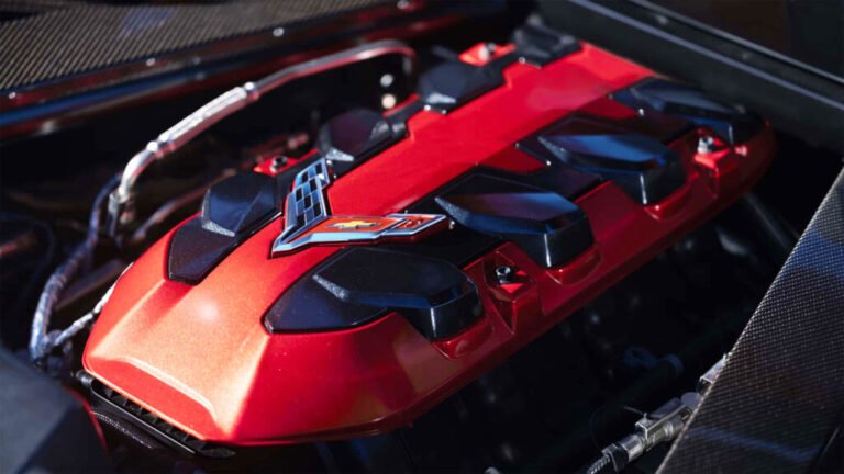 Corvettes With The New 6.7-Liter V8 May Already Have An Oil Leak
