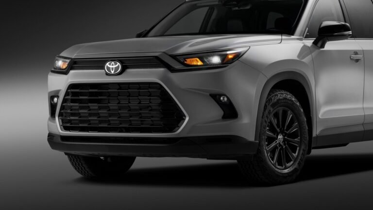 Toyota Jacks Up The Grand Highlander To Go Honda TrailSport Hunting