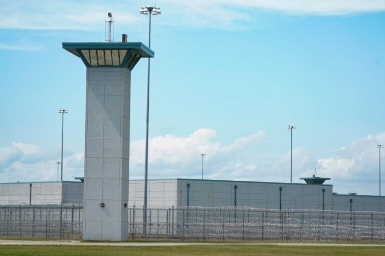 We must fix our broken prison system