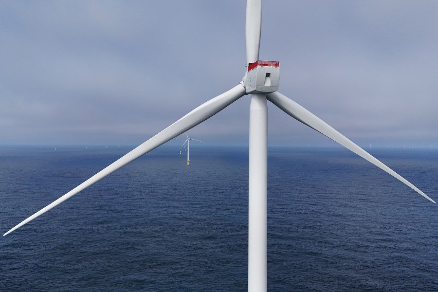 Pentagon advances some wind projects after freeze