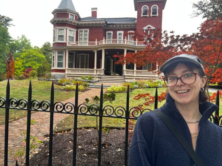 I swallowed my pride and moved back in with my parents after a layoff. I'm glad I did.
