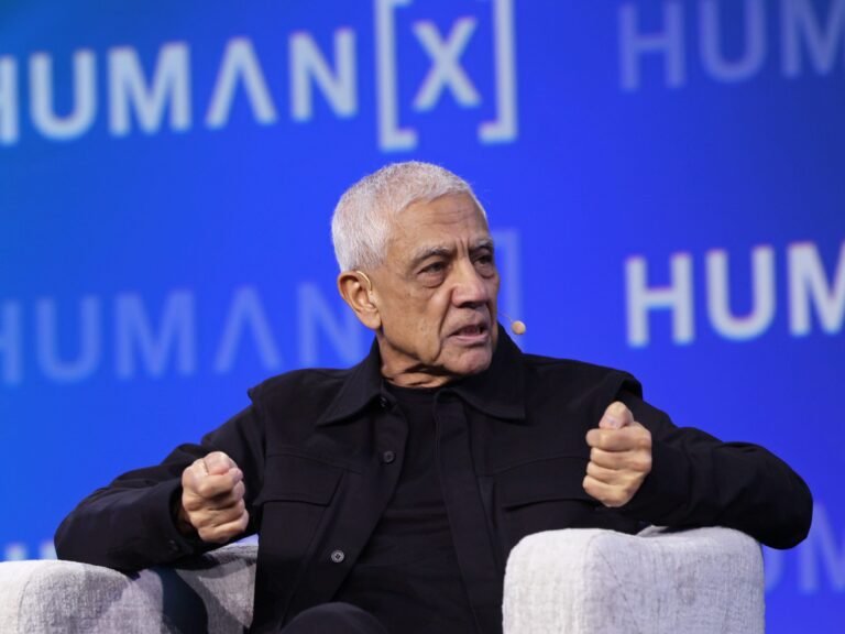 Vinod Khosla trashed a portfolio company — and the startup world has thoughts