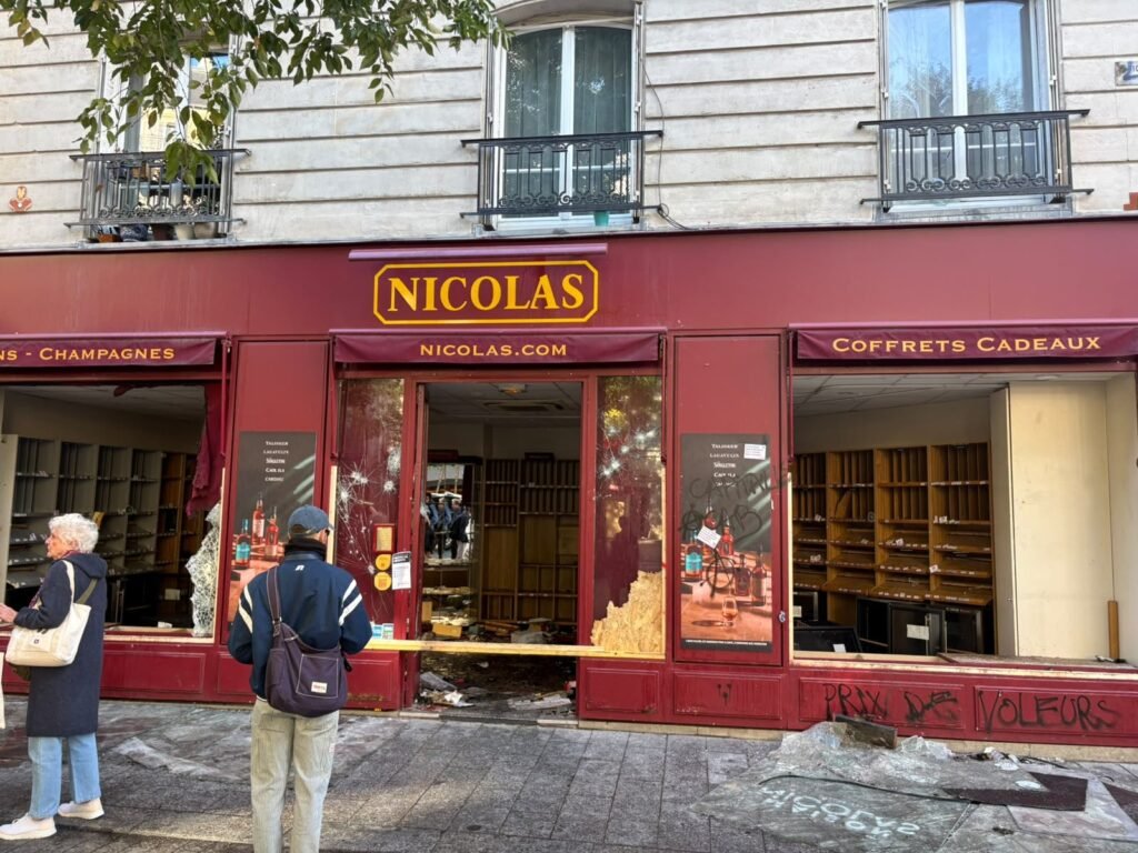 Paris business owners take stock as riots sweep the city: 'They'd taken everything'