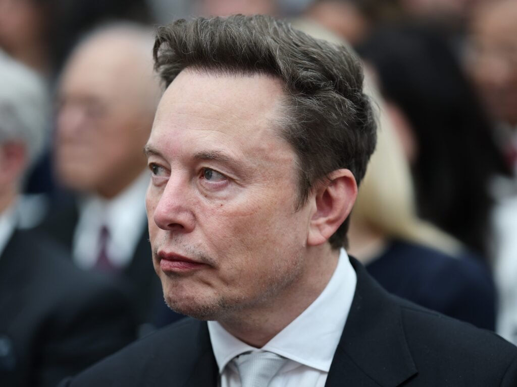 Elon Musk wants to give every American kid a piece of SpaceX. History shows what happens when millions become shareholders overnight.
