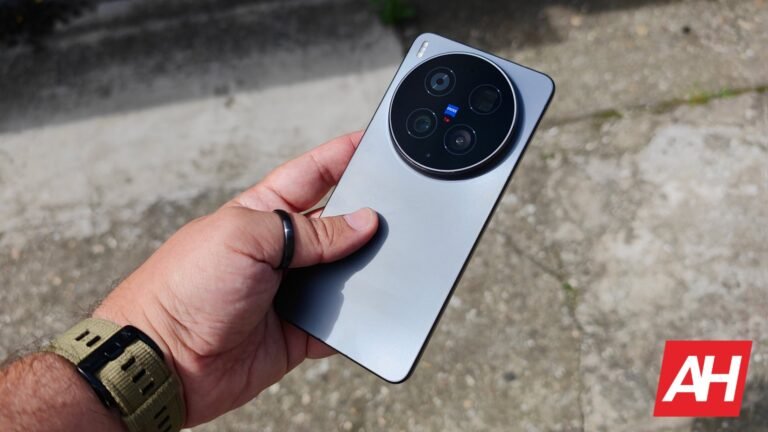 Successor to the Best Camera Smartphone of 2026 Could Get a Global Variant After All