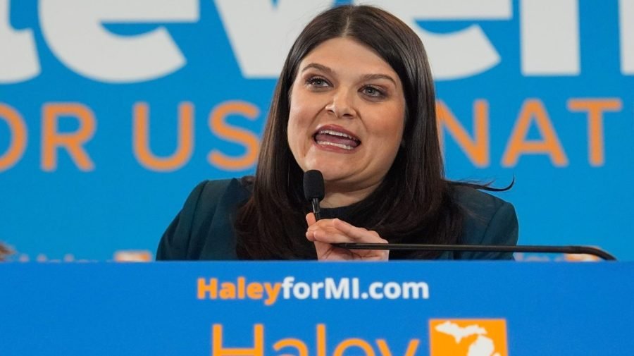 Stevens on fiance voting for Rogers: 'We're a household divided'