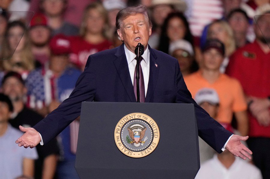 Trump backs data centers in Ohio amid tight Senate race