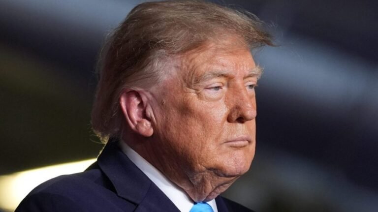 Trump approval rating mired at record low: Poll
