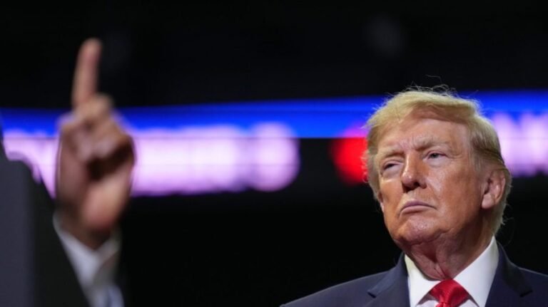 Trump repeatedly attacks Minnesota, Omar during Ohio campaign stop