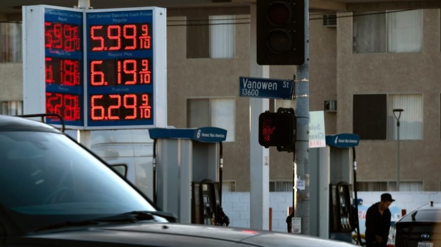 Inflation report delivers more bad news to GOP 