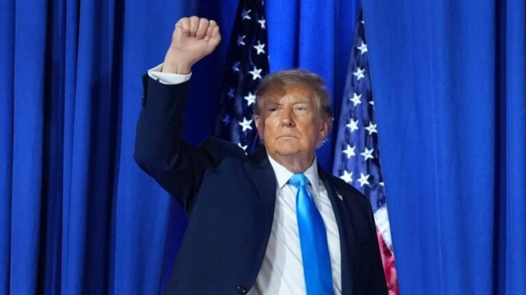 Watch live: Trump heads to Kansas as GOP fights to hold Senate