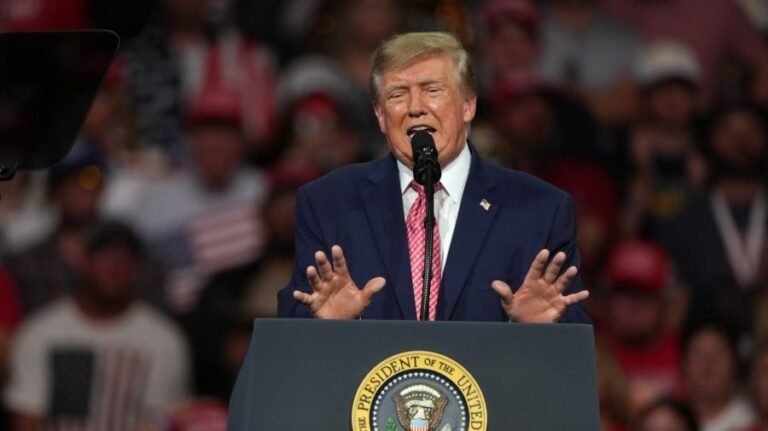Trump announces $8B relief program for farmers
