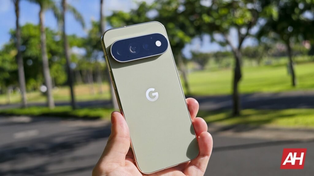 Pixel lock screen customization would be so much easier this way