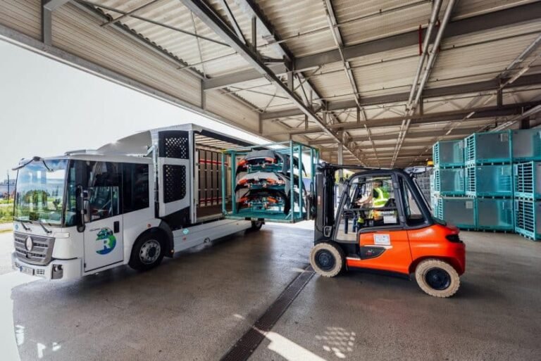 BMW Is Testing A Mercedes Truck With A Hydrogen Combustion Engine