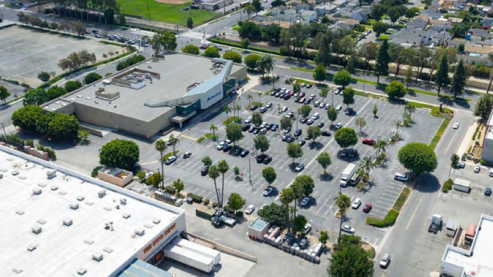 Faris Lee Arranges $39M Deal for Big-Box Duo within Lakewood Center
