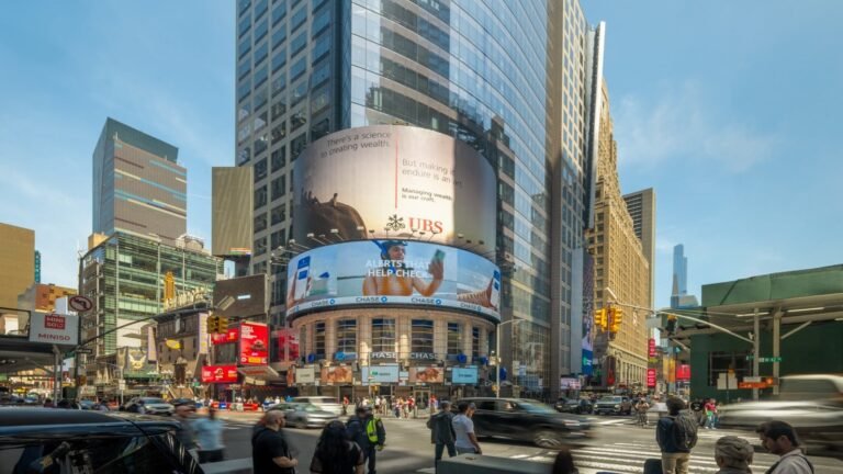 AT&T Signs Five-Year Extension on Retail Space at 3 Times Square