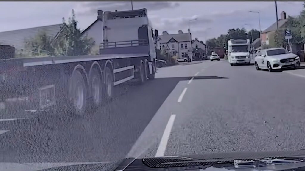 21-Year-Old With No License Takes Massive 3-Axle Truck On Hour-Long Police Chase