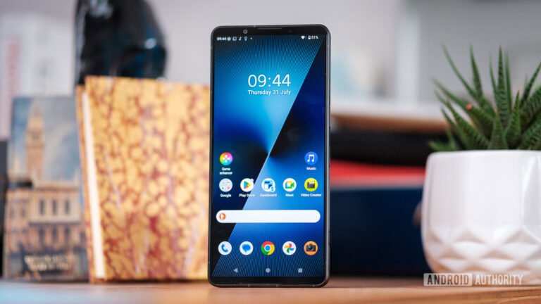 Sony’s Android 17 update with Desktop mode is now reaching this older Xperia flagship