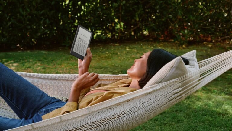 Amazon Refreshes Its Kindles With Thinner Designs and Fresh Colors
