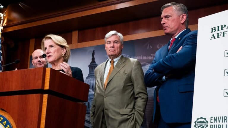 What would the new bipartisan permitting reform bill actually do?