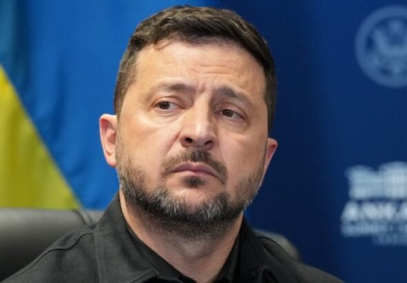 Zelensky warns US support of Putin is a 'historic mistake'