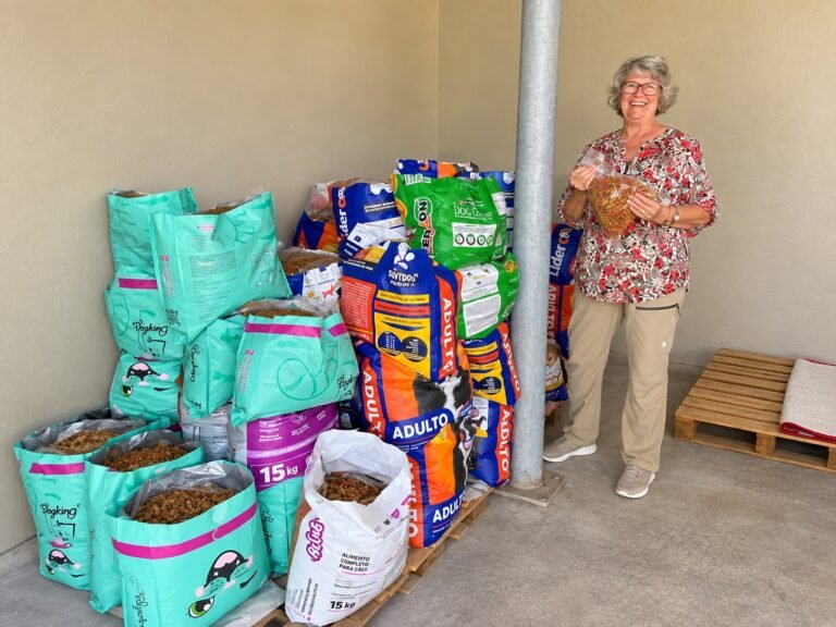 The Woman Keeping Pets and People Together | Heroes of the Pet World