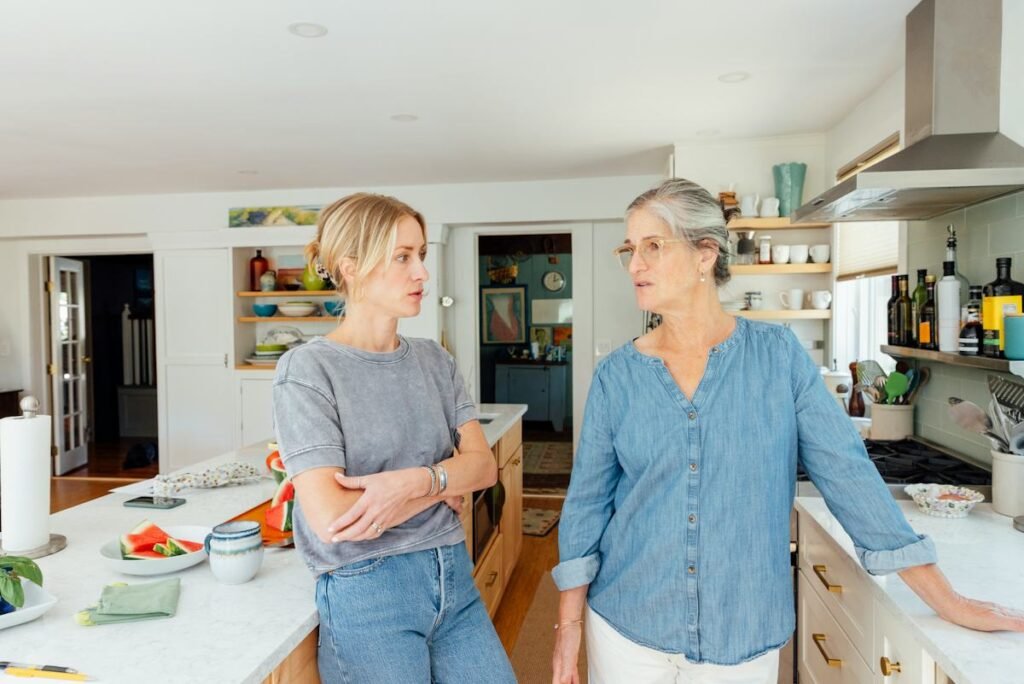 What Is “Estrangement Lite”? Therapists Explain Low-Contact Family Relationships