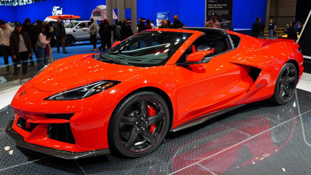 There Will Be An Electric Corvette, But It Doesn't Make Sense Yet