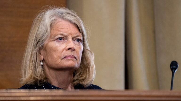 Murkowski calls for 'truth' from Peltola amid 'pattern of lies and coverups'
