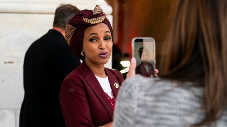 CNN legal analyst: Biden-era inquiry into Omar hurts her case against Trump