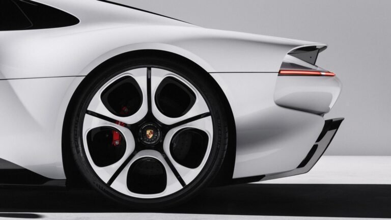 Gallery: Porsche Wants To Hunt Ferraris, See The Car It Wants To Do It With