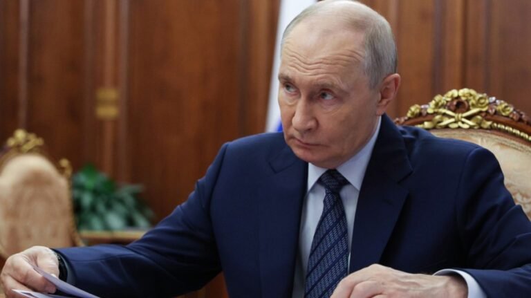Putin is a loser. Treat him like one.