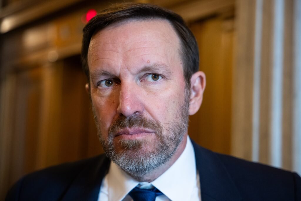 Chris Murphy plans midterm travel blitz, fundraising for Nixon in Florida