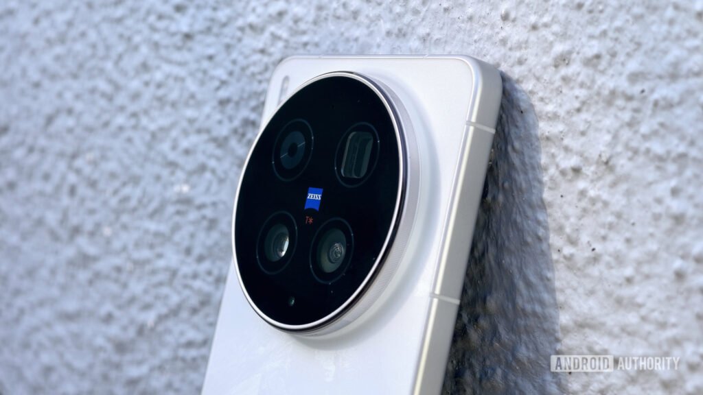 This Ultra phone could destroy Samsung and Google with long-overdue zoom camera upgrade