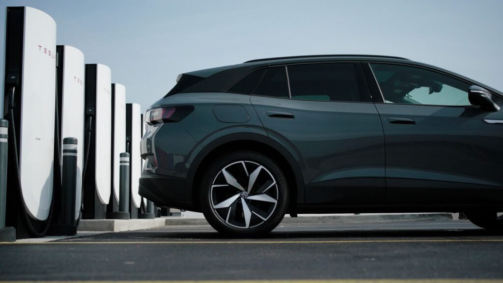 VW Offers $12,500 Incentive on ID.4 Before ID.Tiguan Arrives